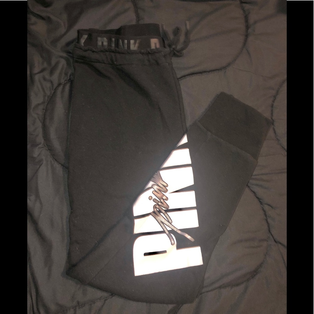 PINK joggers- PRICE FIRM